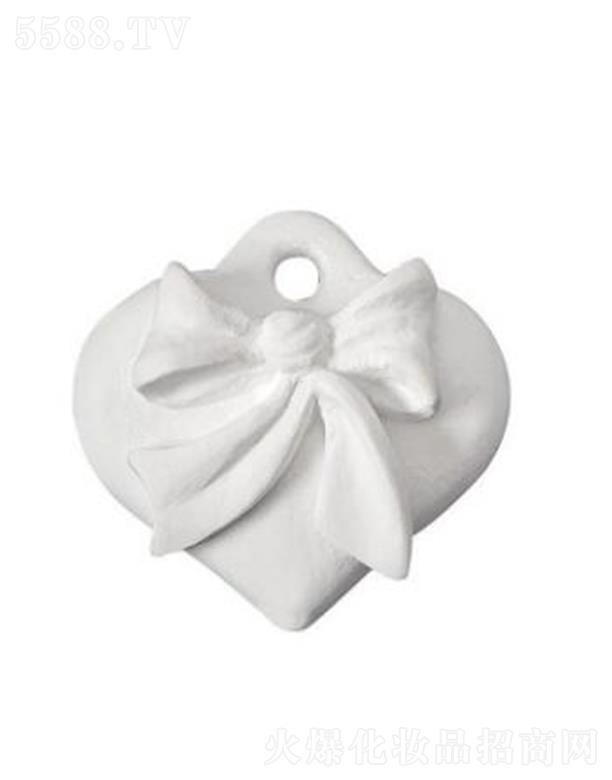 ������(�Ϻ�)Ʒ�ƹ����ɷ����޹�˾���Ϻ������� ���۠������κ����Y���ʯ��-С̖