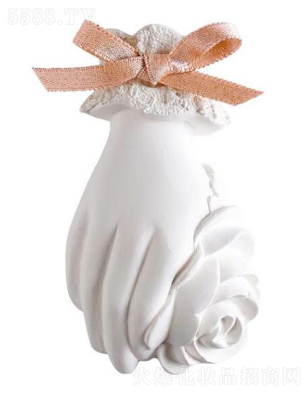 ������(�Ϻ�)Ʒ�ƹ����ɷ����޹�˾���Ϻ������� ���۠��������������ʯ��-����ϣ��õ������