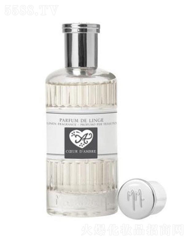 ������(�Ϻ�)Ʒ�ƹ����ɷ����޹�˾��​�Ϻ������� ���۠��¿������75ml ����֮������