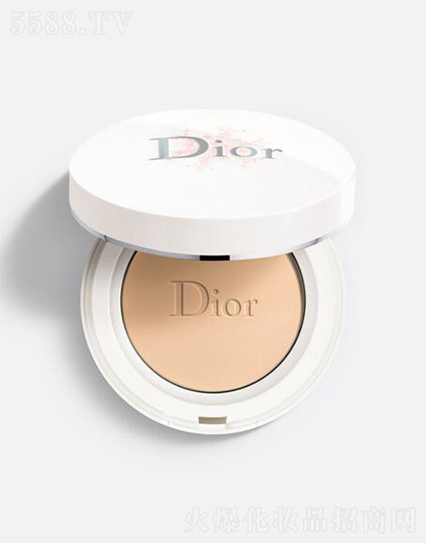 �����z͡�ϊW�̘I(�Ϻ�)���޹�˾�������z͡   �ϊWѩ���`���N�������   ˮ������