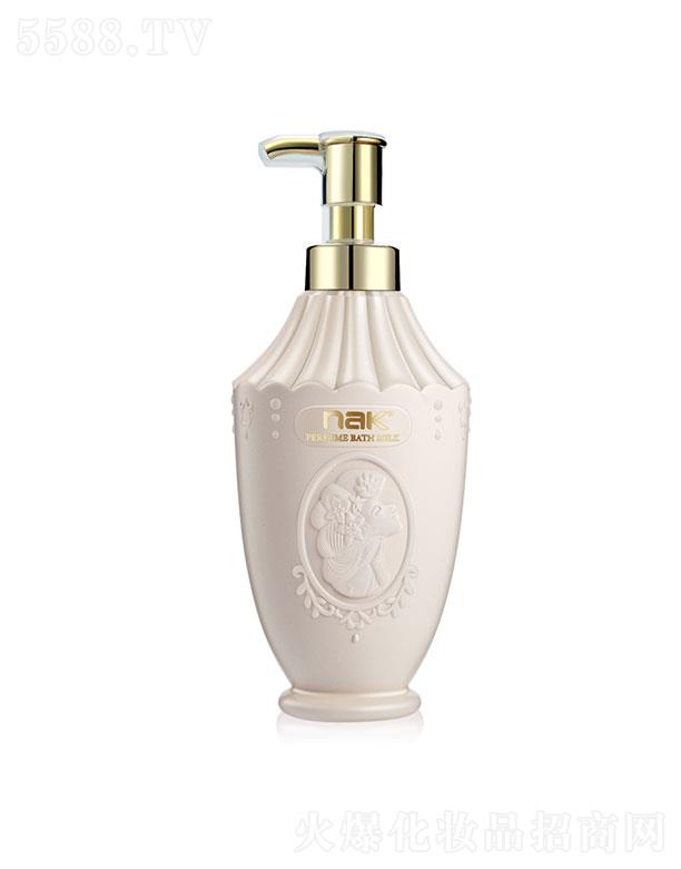 ���^�����������w���W�S���޹�˾��nak��ԡ¶