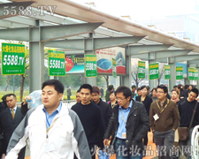 ���I���[��ȺӢ�C�ͣ���푻𱬼��Y̖