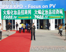 ���˵ľ�����Ը����Ƀ��֣����I