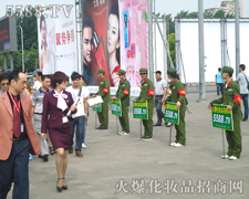 �����Gɫ܊�b�Ļ𱬻��yƷ���̾W���������������Ŀ��