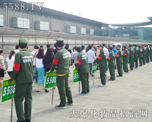 ׌�������Ҋ�C���𱬻��yƷ���̾W�ď���������