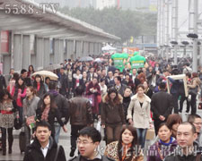 �𱬾W��η���y��Ŭ����ǰ