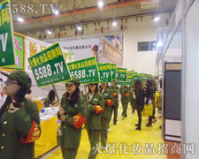 �Gɫ܊�b�����(du��)��Ӣ�˲��l(f��)�������C��