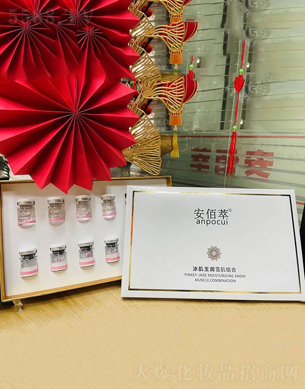 �����ͱ�����ѩ���M��