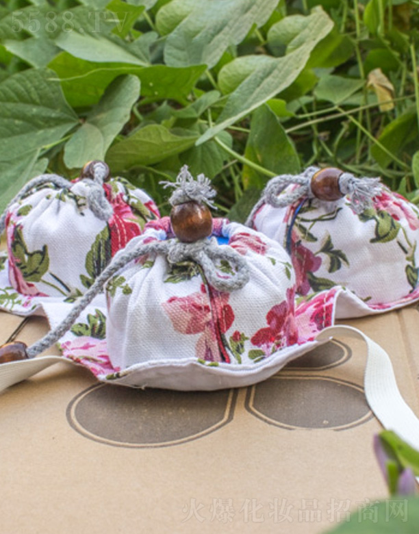 �������l�������S����