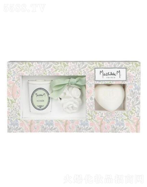 �Ϻ������� ���۠�����õ����նY�С���˹��Ů������