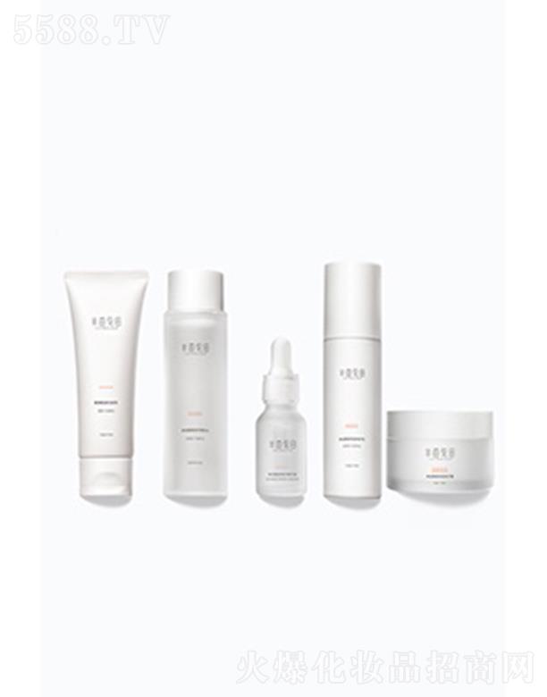 �뮀����������ˮ��˪���b �{��ˮ��ƽ����Ч����