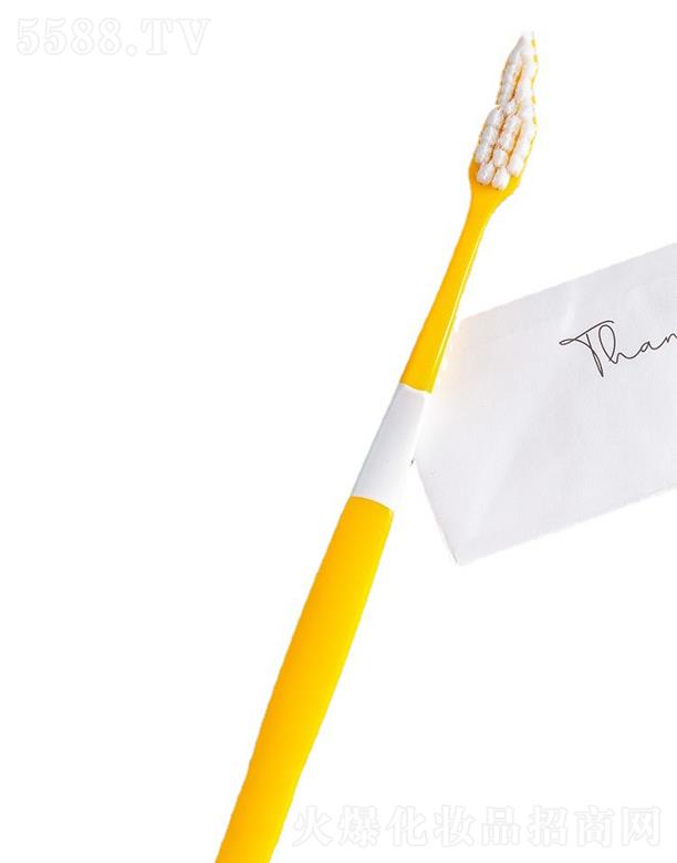 ���ܽz������ˢ  ܛë�o�l���X  ��H���ͥ�b  ��ɫ���x