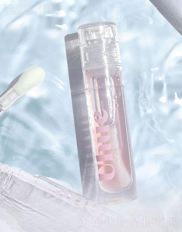 Uhue�᝙�������A��