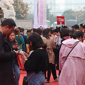 �B��ƴ�����𱬾W�ի@�T��