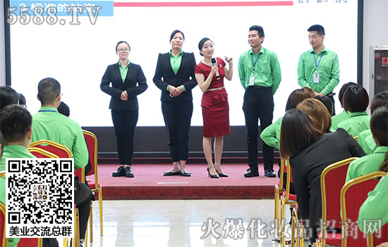 ���҂��W�Ķ��J��