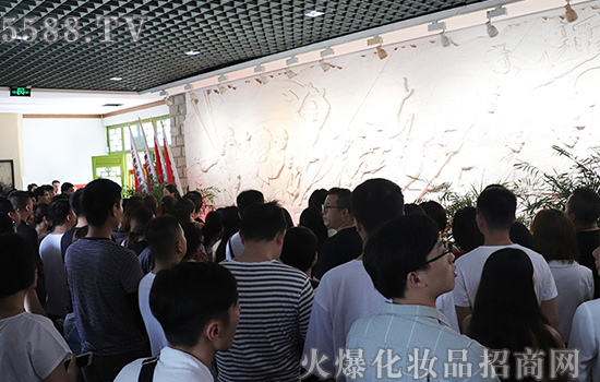 ����˼�𣬲������ģ��ƵZǰ�У�