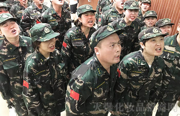 ���ѸЄ�(d��ng)֮�飬����ж�֮�У�