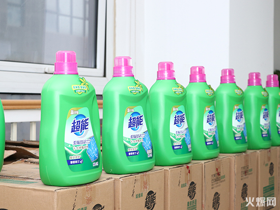 致愛三八女神節,火爆網派發女神專屬禮物 致愛三八女神節,火爆網派發女神專屬禮物