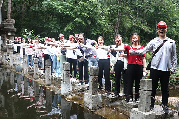 �Գ�������ܵ��