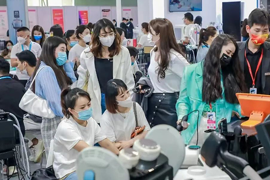 �V���＾���I���[��