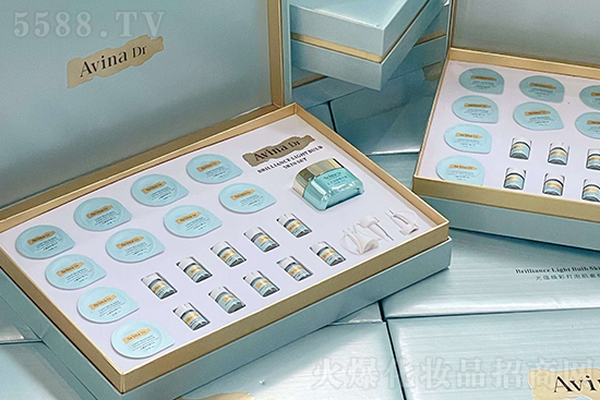 愛維娜光蘊煥彩燈泡肌套組 愛維娜光蘊煥彩燈泡肌套組