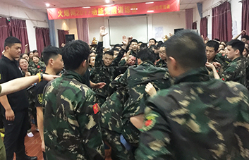 �U���ٸߣ��߲��^�҂��Ķ�־��