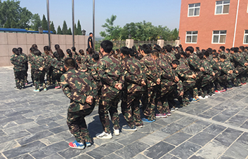 Ӣ���Sˬ���]�гC��������ֻ�Јԏ���