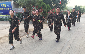 ��Փ�ǔv��߀�Ǳ������҂��]�ЁG���κ�һ���ˣ�